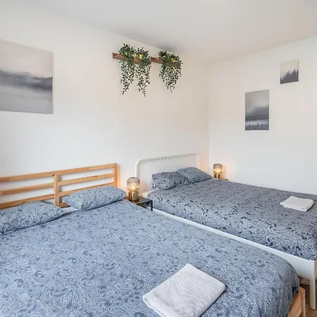 Bright In The Heart Of Apartamento Amberes